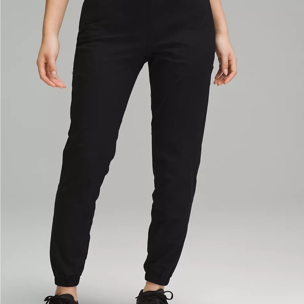Lululemon Adaptive State Jogger